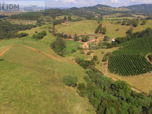 Chácara à Venda, 1.100.000 m² em Centro - Cambuquira
