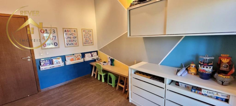 Sobrado com 4 Quartos à Venda, 315 m² em Sousas  - Campinas