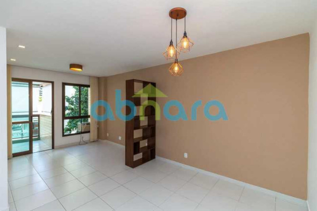 Imagem Apartamento com 3 Quartos à Venda, 115 m² em Botafogo - Rio De Janeiro Imagem Apartamento com 3 Quartos à Venda, 115 m² em Botafogo - Rio De Janeiro