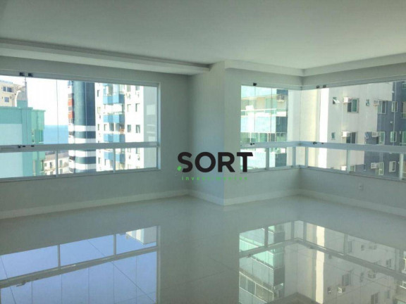 Imagem Apartamento com 3 Quartos à Venda, 145 m² em Centro - Balneário Camboriú