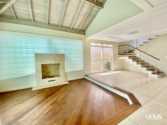 Imagem Casa com 5 Quartos à Venda, 408 m² em Coqueiros - Florianópolis Imagem Casa com 5 Quartos à Venda, 408 m² em Coqueiros - Florianópolis
