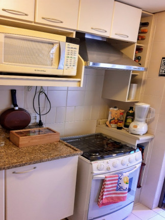 Imagem Apartamento com 2 Quartos à Venda, 57 m² em Menino Deus - Porto Alegre Imagem Apartamento com 2 Quartos à Venda, 57 m² em Menino Deus - Porto Alegre
