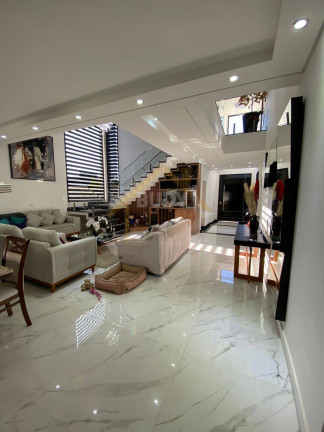 Imagem Casa com 5 Quartos à Venda, 530 m² em Alphaville - Santana De Parnaíba Imagem Casa com 5 Quartos à Venda, 530 m² em Alphaville - Santana De Parnaíba