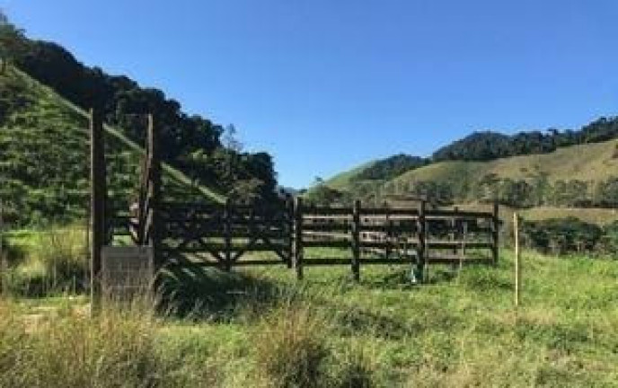 Imagem Imóvel com 2 Quartos à Venda, 717.000 m² em Comunidade Urbana De Jaboti - Guarapari Imagem Imóvel com 2 Quartos à Venda, 717.000 m² em Comunidade Urbana De Jaboti - Guarapari