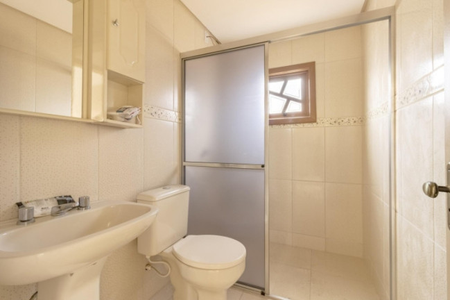 Imagem Casa com 5 Quartos à Venda, 180 m² em Eugênio Ferreira - Canela Imagem Casa com 5 Quartos à Venda, 180 m² em Eugênio Ferreira - Canela