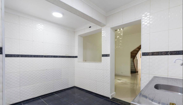 Imagem Casa com 2 Quartos à Venda, 180 m² em Saúde - São Paulo