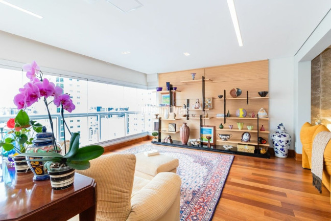 Imagem Apartamento com 3 Quartos à Venda, 275 m² em Campo Belo - São Paulo
