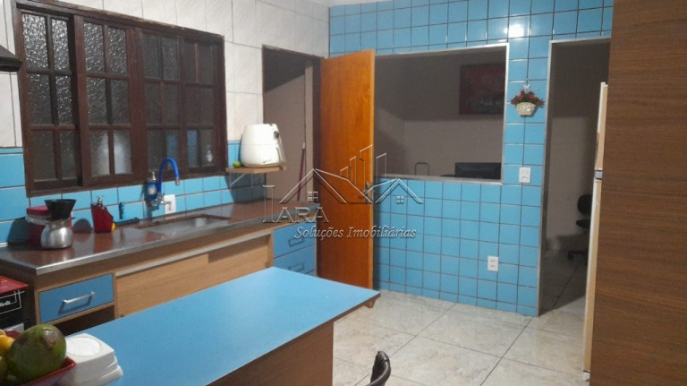Imagem Sobrado com 4 Quartos à Venda, em Itaquera - São Paulo Imagem Sobrado com 4 Quartos à Venda, em Itaquera - São Paulo