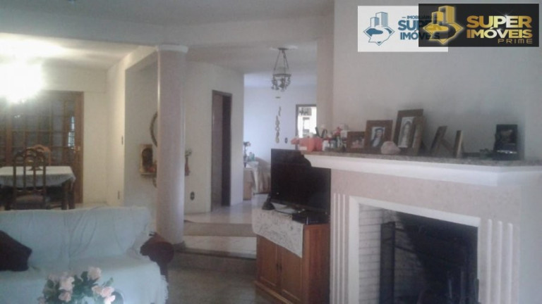 Imagem Casa com 3 Quartos à Venda, 620 m² em Areal - Pelotas Imagem Casa com 3 Quartos à Venda, 620 m² em Areal - Pelotas
