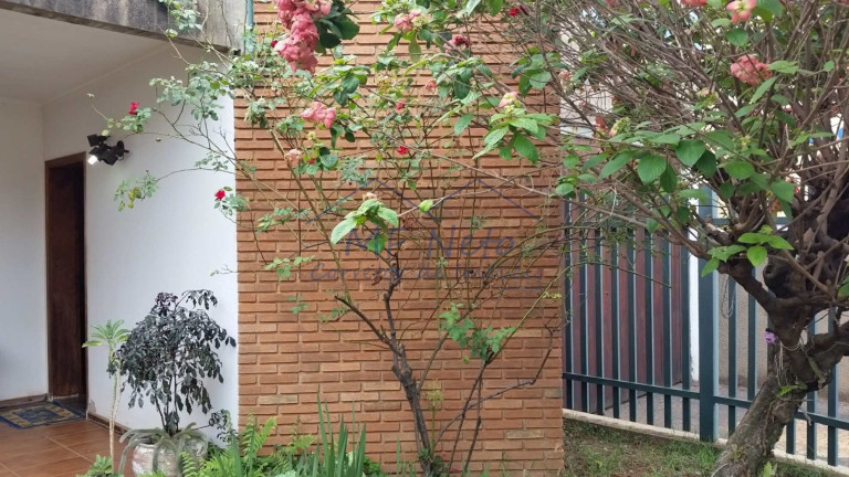 Imagem Casa com 3 Quartos à Venda, 750 m² em Centro - Pirassununga
