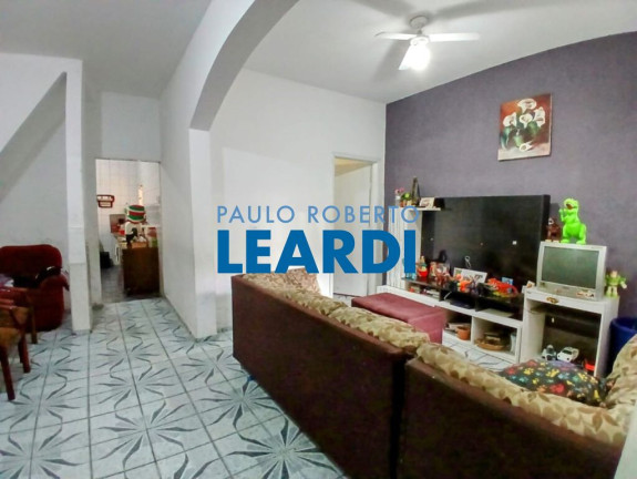 Imagem Casa com 6 Quartos à Venda, 228 m² em Vila Apiaí - Santo André Imagem Casa com 6 Quartos à Venda, 228 m² em Vila Apiaí - Santo André