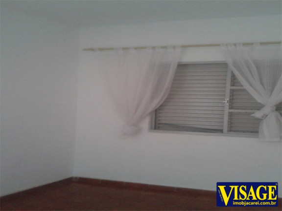 Imagem Casa com 4 Quartos à Venda, 340 m² em Jd. Esperança - Jacareí