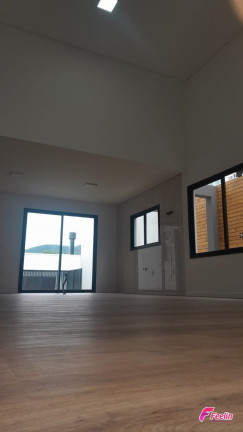 Imagem Casa com 3 Quartos à Venda, 163 m² em Pedra Branca - Palhoça Imagem Casa com 3 Quartos à Venda, 163 m² em Pedra Branca - Palhoça