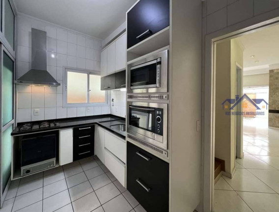 Imagem Casa com 4 Quartos à Venda, 138 m² em Granja Viana - Cotia Imagem Casa com 4 Quartos à Venda, 138 m² em Granja Viana - Cotia
