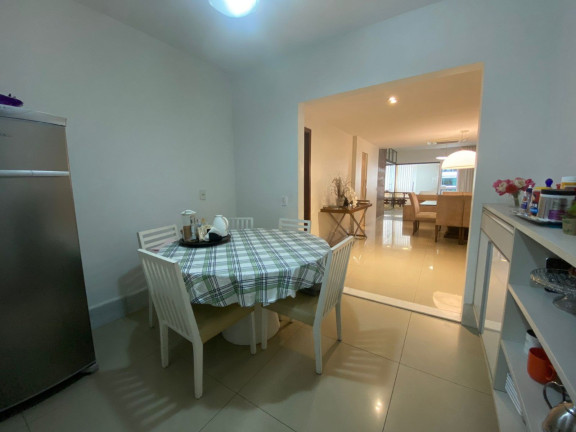 Imagem Apartamento com 4 Quartos à Venda, 186 m² em Praia Do Canto - Vitória Imagem Apartamento com 4 Quartos à Venda, 186 m² em Praia Do Canto - Vitória