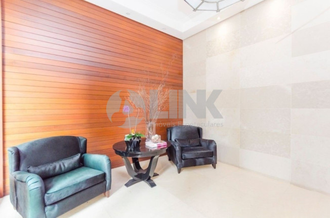 Imagem Apartamento com 3 Quartos à Venda, 325 m² em Moinhos De Vento - Porto Alegre