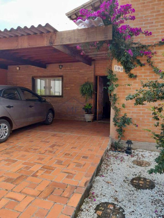 Casa com 3 Quartos à Venda, 251 m² em Jardim Rosim - Pirassununga