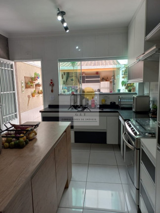 Imagem Casa com 3 Quartos à Venda, 200 m² em Parque São Domingos - São Paulo