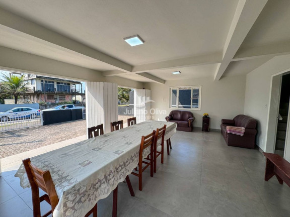 Imagem Sobrado com 5 Quartos à Venda, 211 m² em Barra Do Sai - Itapoá Imagem Sobrado com 5 Quartos à Venda, 211 m² em Barra Do Sai - Itapoá