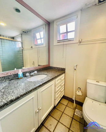 Imagem Casa com 3 Quartos à Venda, 240 m² em Ingá - Niterói