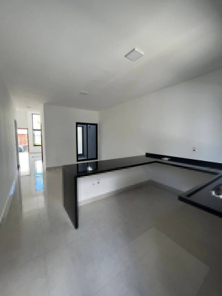 Imagem Casa com 3 Quartos à Venda, 250 m² em Centro Industrial Rafael Diniz - Bragança Paulista Imagem Casa com 3 Quartos à Venda, 250 m² em Centro Industrial Rafael Diniz - Bragança Paulista