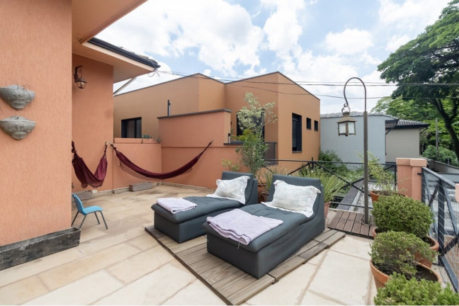 Imagem Casa com 4 Quartos à Venda, 300 m² em Moema - São Paulo Imagem Casa com 4 Quartos à Venda, 300 m² em Moema - São Paulo