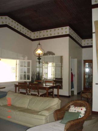 Imagem Casa com 5 Quartos à Venda, 200 m² em Estrada Do Coco - Lauro De Freitas