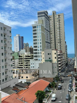Apartamento com 3 Quartos à Venda, 97 m² em Meia Praia - Itapema