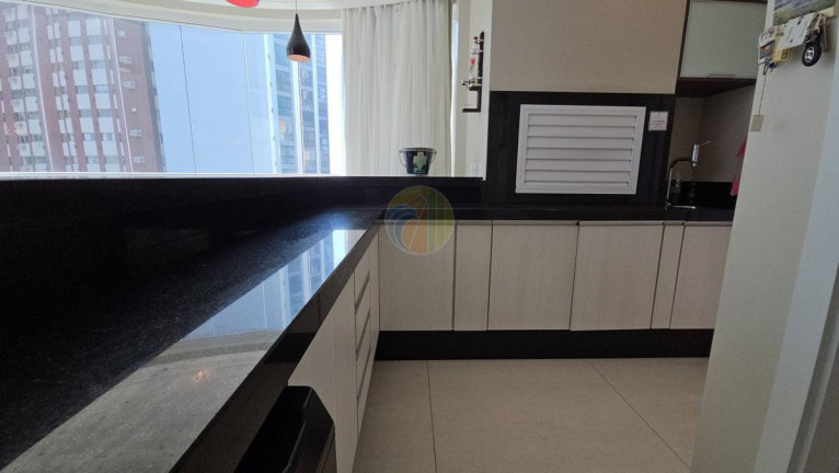 Imagem Apartamento com 4 Quartos à Venda, 170 m² em Barra Sul - Balneário Camboriú