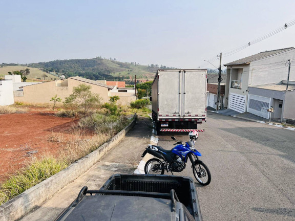 Terreno à Venda, 140 m² em Residencial Piemonte - Bragança Paulista