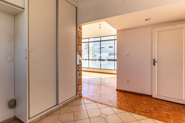 Imagem Imóvel com 3 Quartos à Venda, 127 m² em Cambuí - Campinas