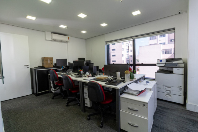 Imagem Sala Comercial à Venda, 240 m² em Pinheiros - São Paulo Imagem Sala Comercial à Venda, 240 m² em Pinheiros - São Paulo