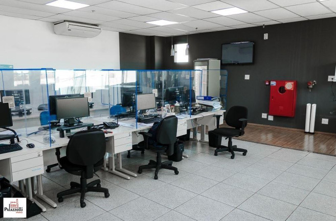 Imóvel Comercial à Venda, 12.820 m² em Vila Sul Americana - Carapicuíba