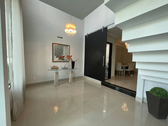 Casa para Alugar, 315 m² em Jardim Itália - Cuiabá