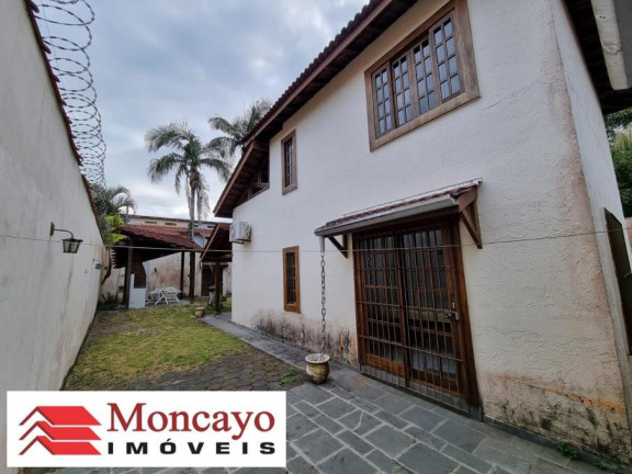 Imagem Sobrado com 5 Quartos à Venda, 387 m² em Balneário Califórnia - Caraguatatuba