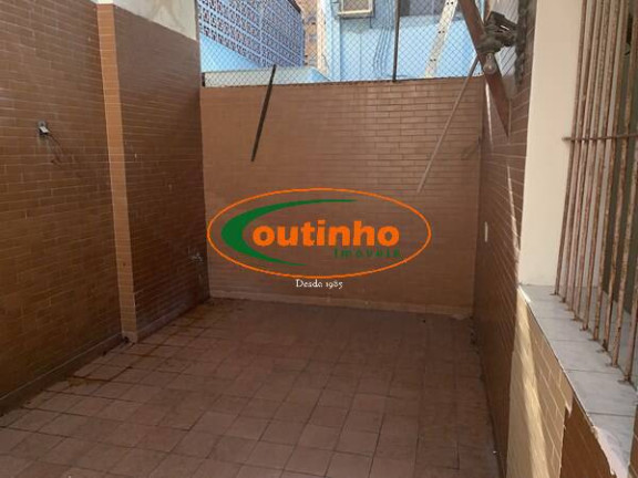 Imagem Casa com 4 Quartos à Venda, 300 m² em Tijuca - Rio De Janeiro Imagem Casa com 4 Quartos à Venda, 300 m² em Tijuca - Rio De Janeiro