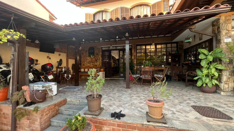 Imagem Casa com 5 Quartos à Venda, 282 m² em Pechincha - Rio De Janeiro