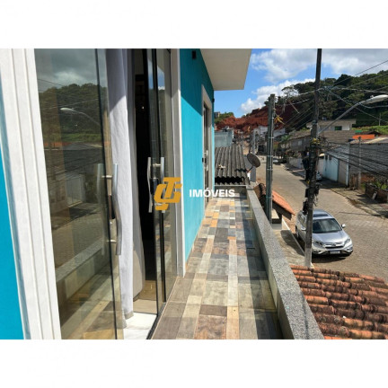 Imagem Casa com 2 Quartos à Venda, 180 m² em Tabuleiro - Camboriú