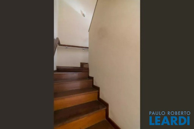 Imagem Sobrado com 3 Quartos à Venda, 512 m² em Vila Gilda - Santo André Imagem Sobrado com 3 Quartos à Venda, 512 m² em Vila Gilda - Santo André