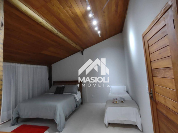 Imagem Casa com 18 Quartos à Venda, 110.000 m² em Centro - Marechal Floriano Imagem Casa com 18 Quartos à Venda, 110.000 m² em Centro - Marechal Floriano
