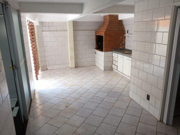 Imagem Sobrado com 3 Quartos à Venda, 180 m² em Centro - Botucatu