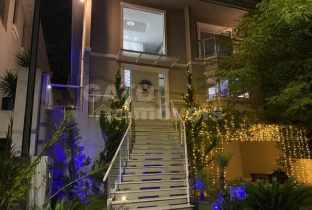 Imagem Casa com 4 Quartos à Venda, 375 m² em Parque Sinai - Santana De Parnaíba Imagem Casa com 4 Quartos à Venda, 375 m² em Parque Sinai - Santana De Parnaíba