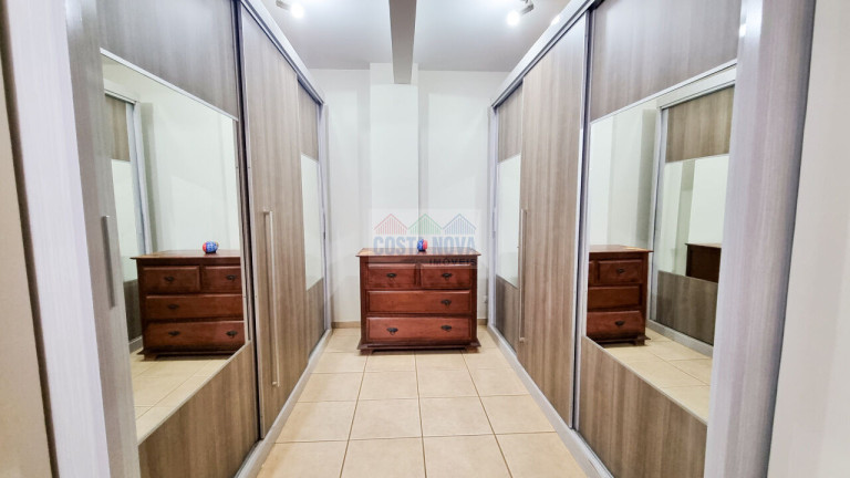 Imagem Casa com 5 Quartos à Venda, 480 m² em Residencial Aldeia Do Vale - Goiânia Imagem Casa com 5 Quartos à Venda, 480 m² em Residencial Aldeia Do Vale - Goiânia