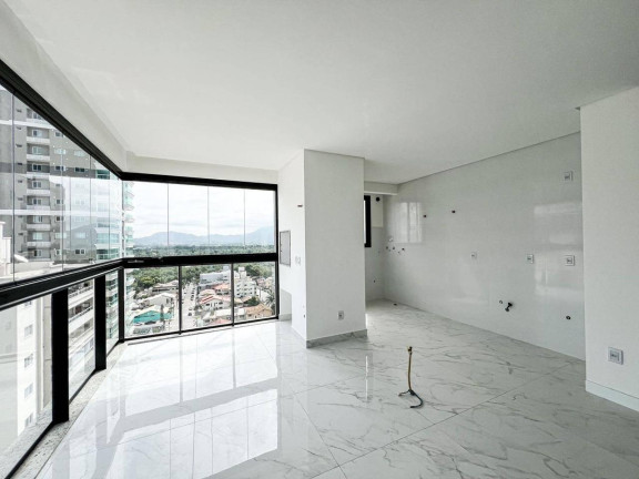 Apartamento com 3 Quartos à Venda, 108 m² em Meia Praia - Itapema