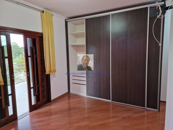 Imagem Casa de Condomínio com 3 Quartos à Venda, 300 m² em Barueri