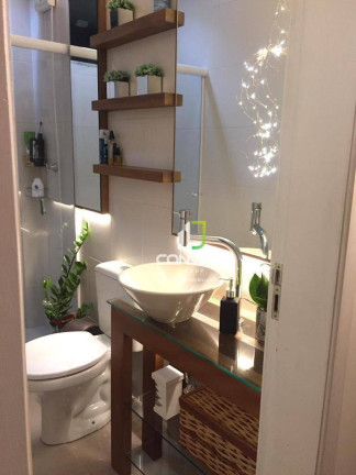 Imagem Apartamento com 2 Quartos à Venda, 60 m² em Monte Alegre - Camboriú