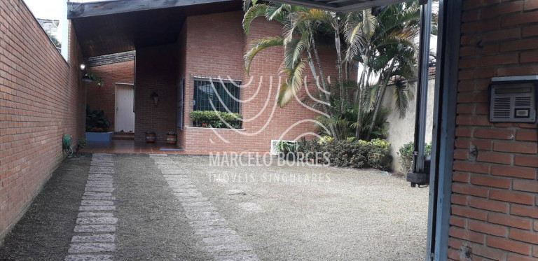 Imagem Casa com 3 Quartos à Venda, 241 m² em Vila Vianelo - Jundiaí