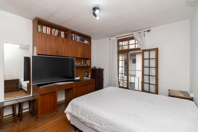 Imagem Casa com 6 Quartos à Venda, 277 m² em Chácara Santo Antônio (zona Sul) - São Paulo Imagem Casa com 6 Quartos à Venda, 277 m² em Chácara Santo Antônio (zona Sul) - São Paulo