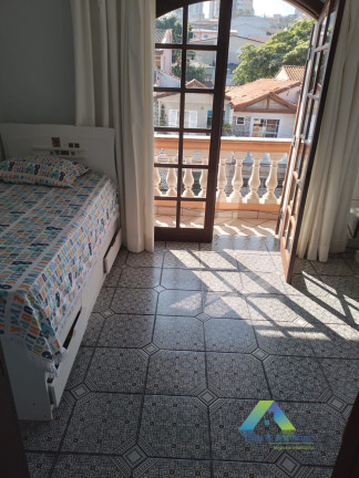 Imagem Casa de Condomínio com 4 Quartos à Venda, 210 m² em Vila Moraes - São Paulo