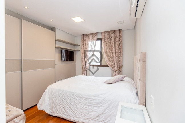 Imagem Cobertura com 3 Quartos à Venda, 115 m² em Moema - São Paulo